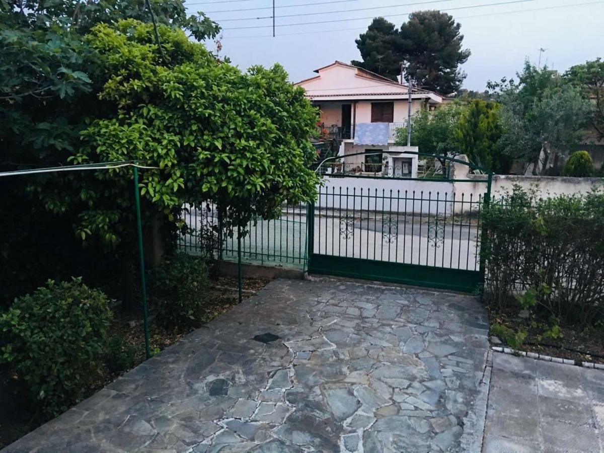 Angela Seaside Summer House Dhílesi 外观 照片